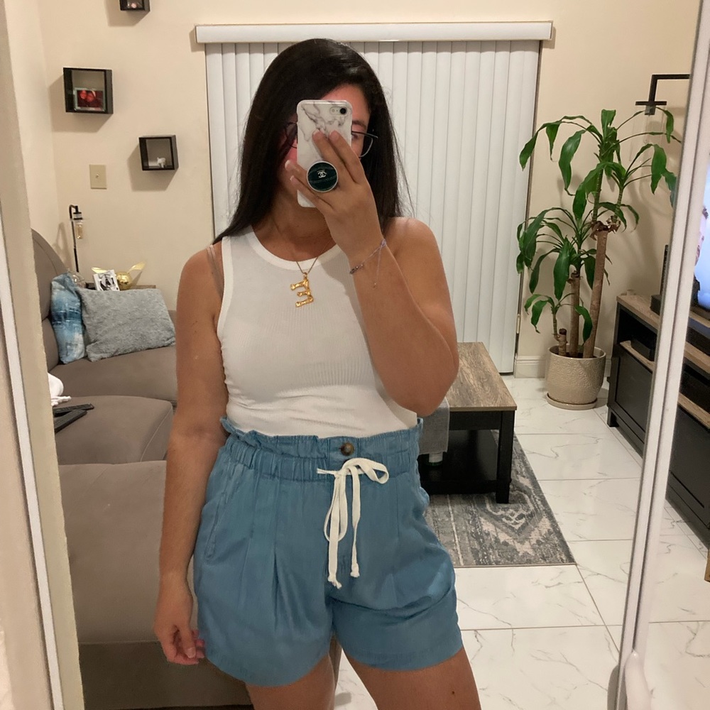 White Ribbed Cropped tank top - Picture 5 of 6